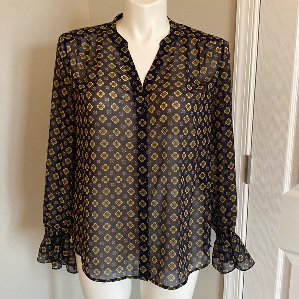 Cabi Mosaic Blouse size L.
